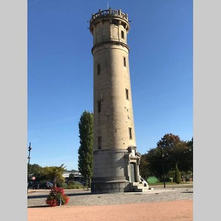 Au Pied Du Phare... Apartment Honfleur Bagian luar foto